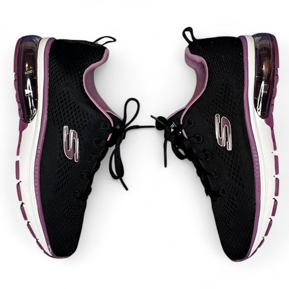 Skechers Shoes - ❌SOLD❌ 
Sketchers Memory Foam - Women’s Size 5.5 Shoes - Athletic Running